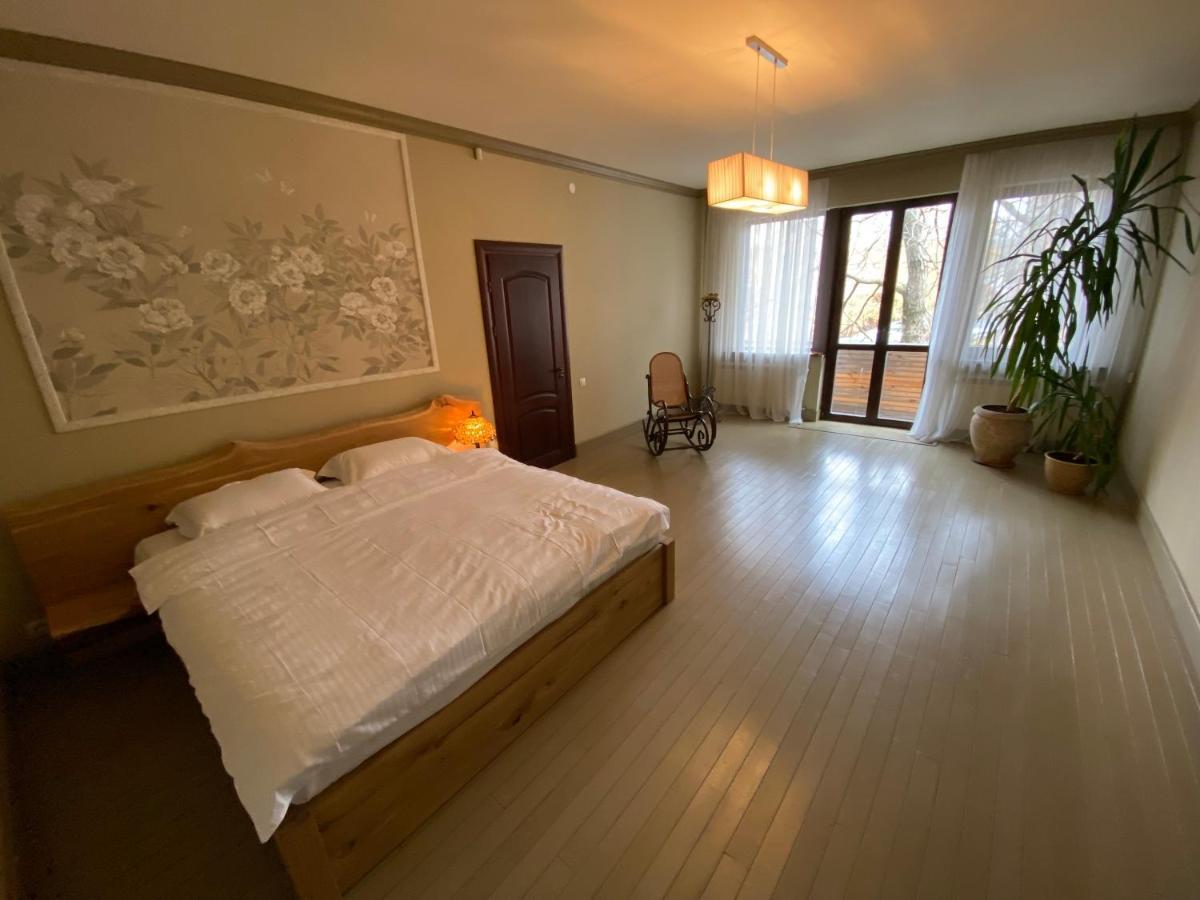 Pieno Piano Hotel Rivne Eksteriør billede