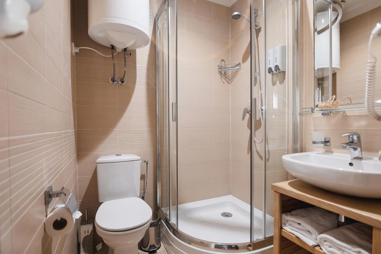 Pieno Piano Hotel Rivne Eksteriør billede