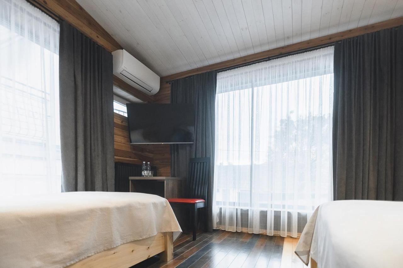 Pieno Piano Hotel Rivne Eksteriør billede